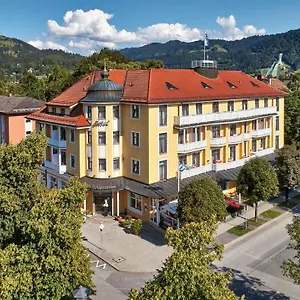 Vier Jahreszeiten Hotel